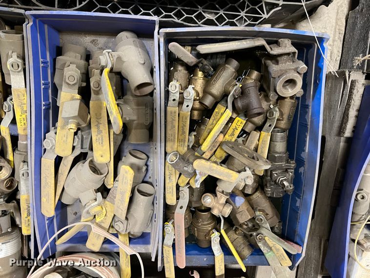 image for item KO9858 Building materials