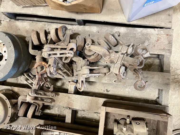 image for item KO9858 Building materials