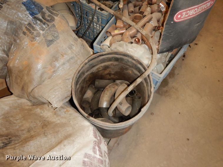 image for item KO9858 Building materials