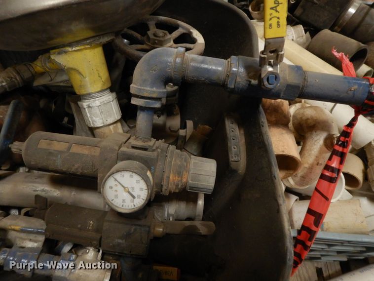 image for item KO9858 Building materials