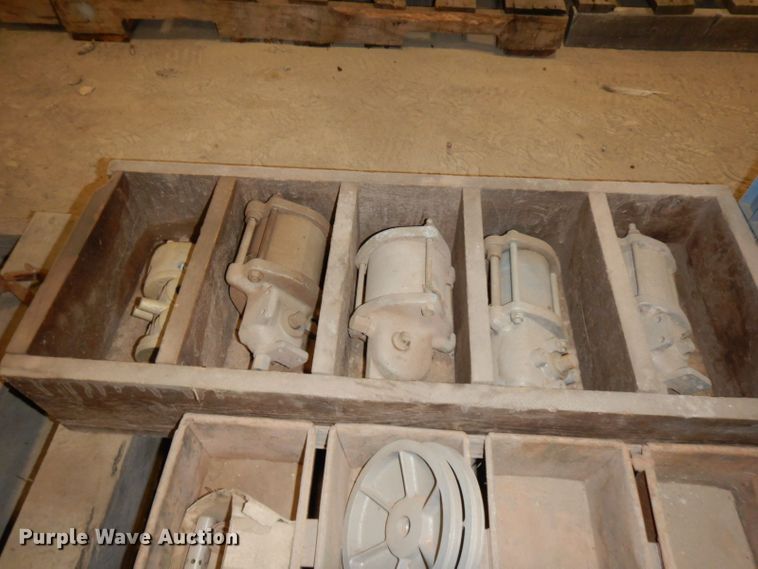 image for item KO9858 Building materials