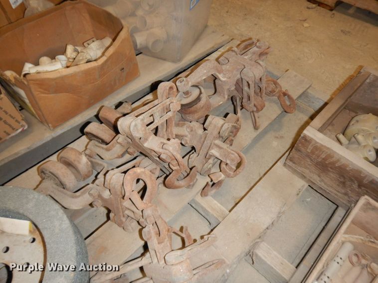 image for item KO9858 Building materials