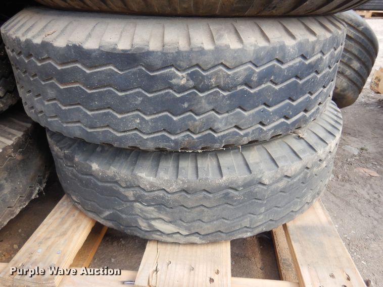 image for item KO9871 (48) tires