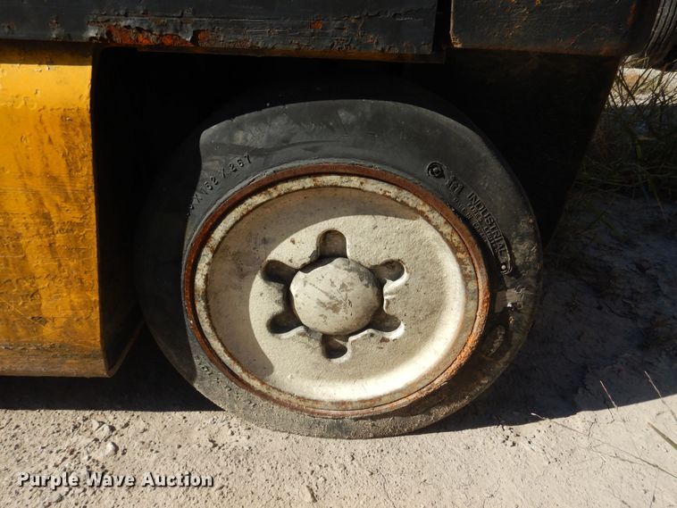 image for item KO9901 Yale ERC065  forklift