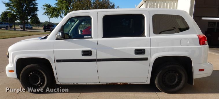 image for item KP9471 2014 VPG MV-1  handicap accessible van