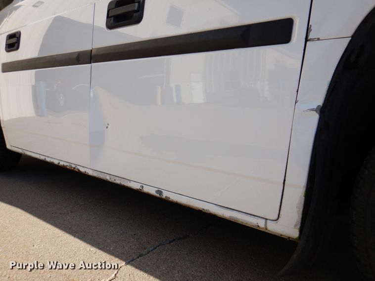 image for item KP9471 2014 VPG MV-1  handicap accessible van