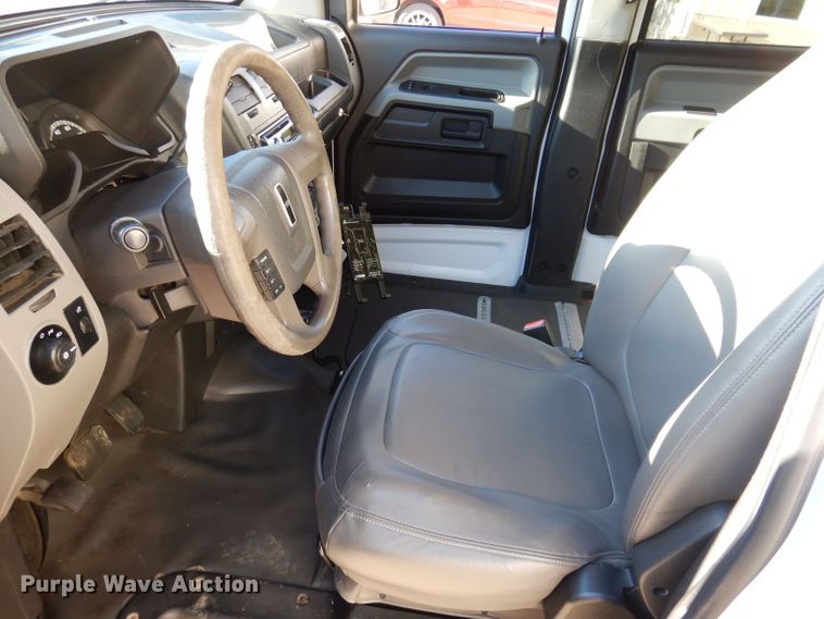 image for item KP9471 2014 VPG MV-1  handicap accessible van