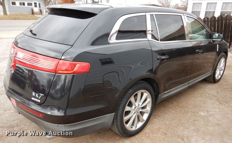image for item KW9287 2010 Lincoln MKT  SUV