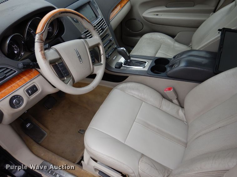 image for item KW9287 2010 Lincoln MKT  SUV