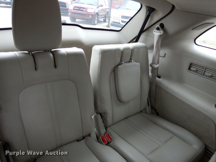 image for item KW9287 2010 Lincoln MKT  SUV