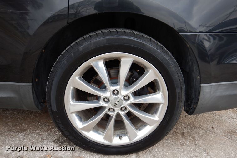 image for item KW9287 2010 Lincoln MKT  SUV