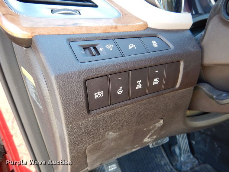 image for item KW9305 2013 Hyundai Santa Fe Limited  SUV