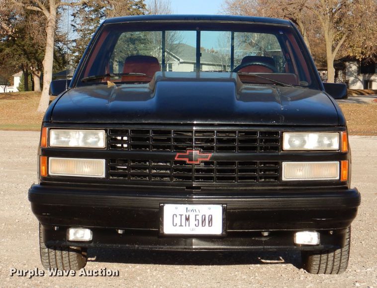 image for item KW9313 1990 Chevrolet Cheyenne C1500  SS pickup truck