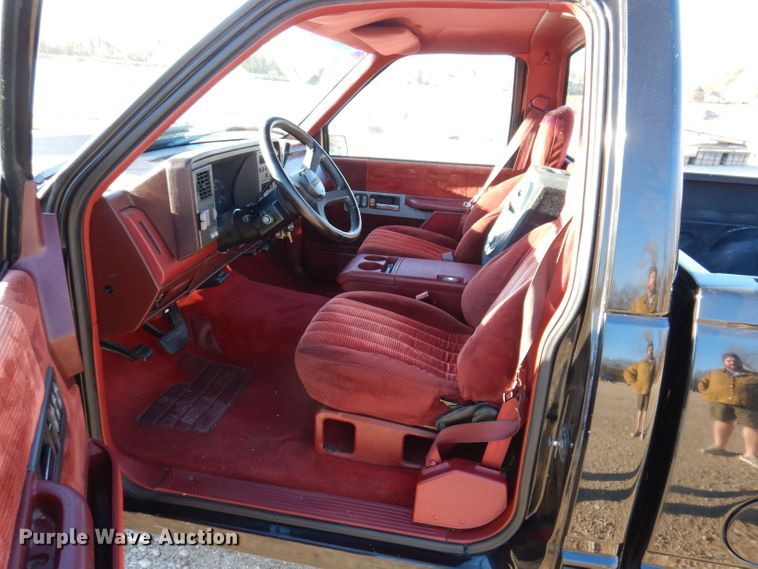 image for item KW9313 1990 Chevrolet Cheyenne C1500  SS pickup truck