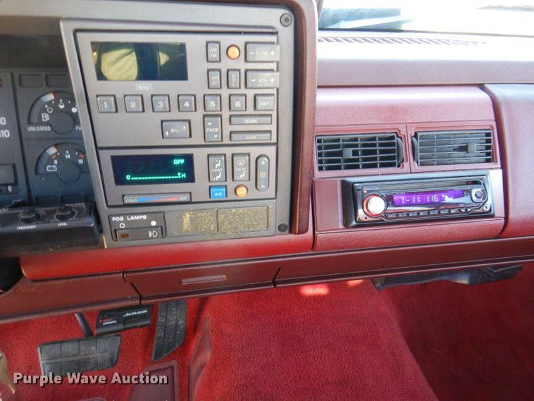 image for item KW9313 1990 Chevrolet Cheyenne C1500  SS pickup truck