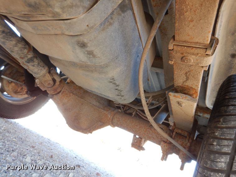 image for item KW9313 1990 Chevrolet Cheyenne C1500  SS pickup truck