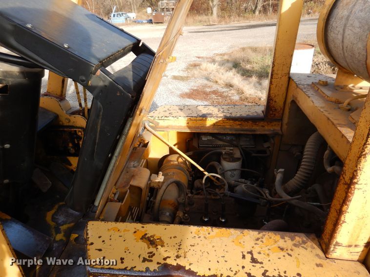 image for item KW9777 Allis Chalmers ACC-40 LPS  forklift