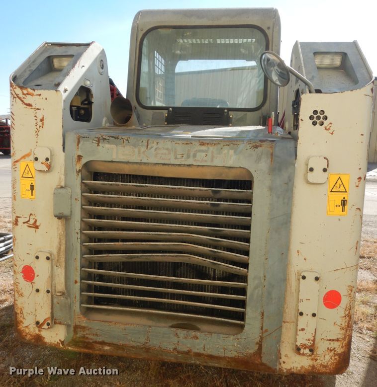 image for item LG9864 2016 Takeuchi TL12  tracked skid steer loader