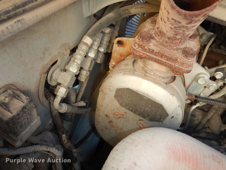 image for item LG9864 2016 Takeuchi TL12  tracked skid steer loader