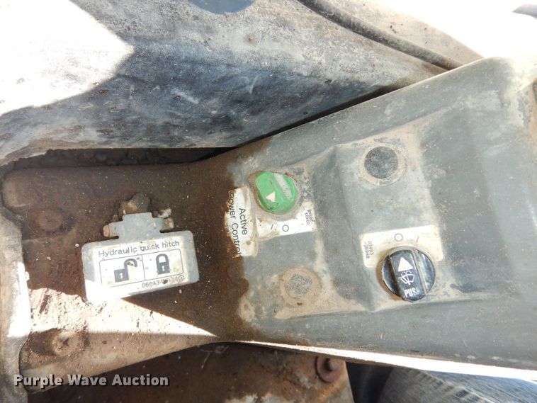 image for item LG9864 2016 Takeuchi TL12  tracked skid steer loader