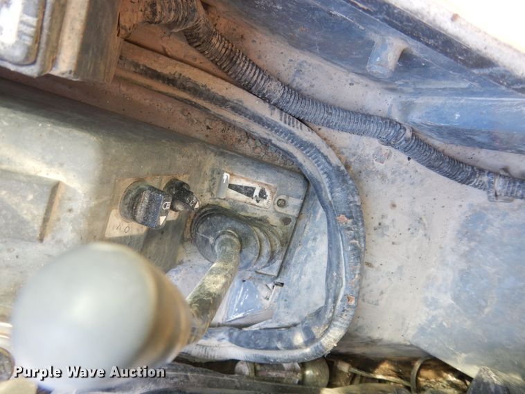 image for item LG9864 2016 Takeuchi TL12  tracked skid steer loader