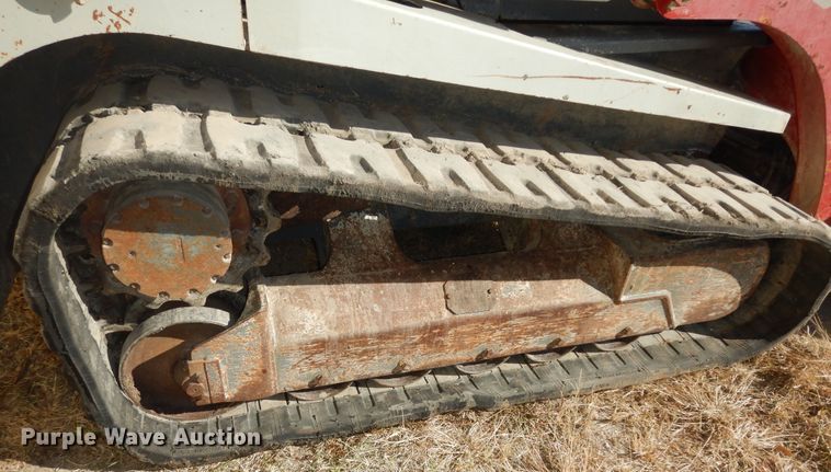 image for item LG9864 2016 Takeuchi TL12  tracked skid steer loader