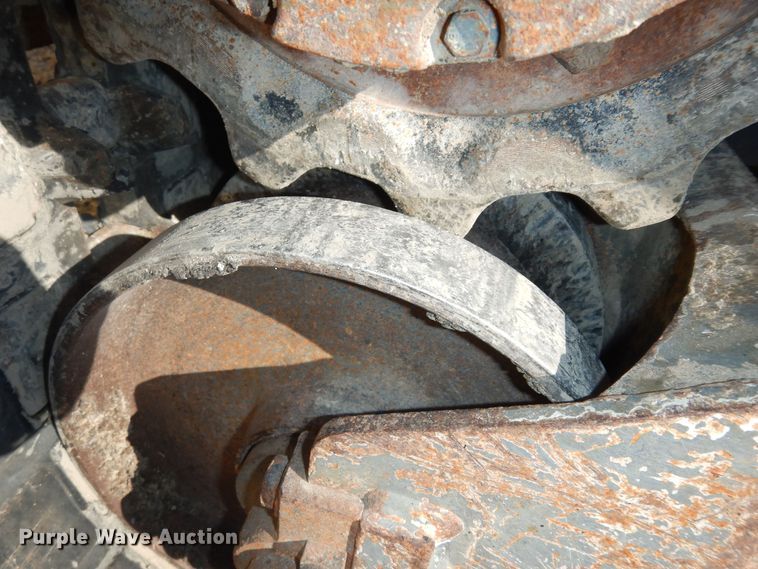 image for item LG9864 2016 Takeuchi TL12  tracked skid steer loader