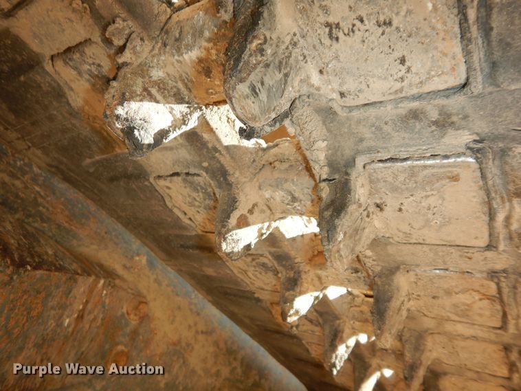 image for item LG9864 2016 Takeuchi TL12  tracked skid steer loader