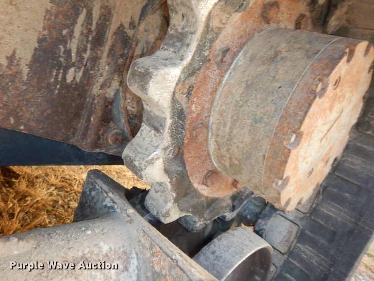 image for item LG9864 2016 Takeuchi TL12  tracked skid steer loader