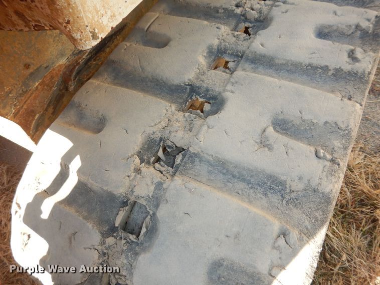 image for item LG9864 2016 Takeuchi TL12  tracked skid steer loader