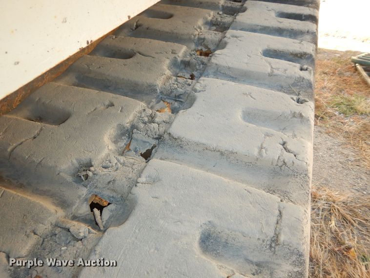 image for item LG9864 2016 Takeuchi TL12  tracked skid steer loader