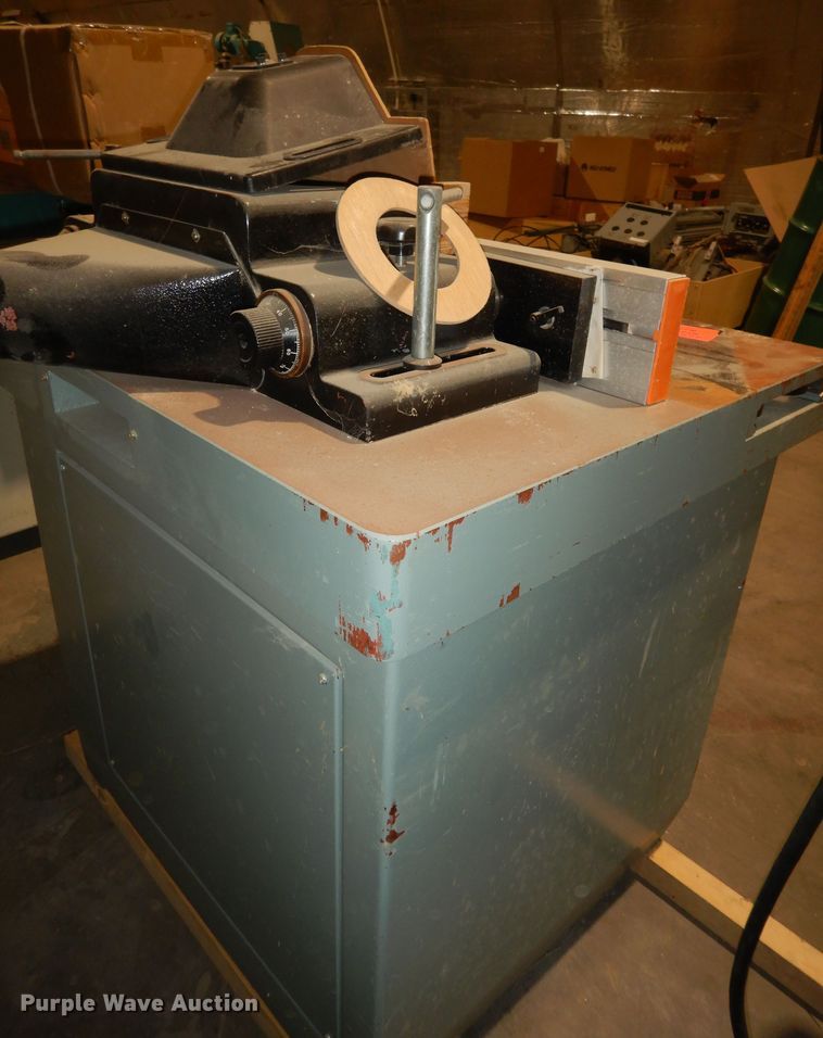 image for item LG9879 Delta 5-Speed  sliding table shaper