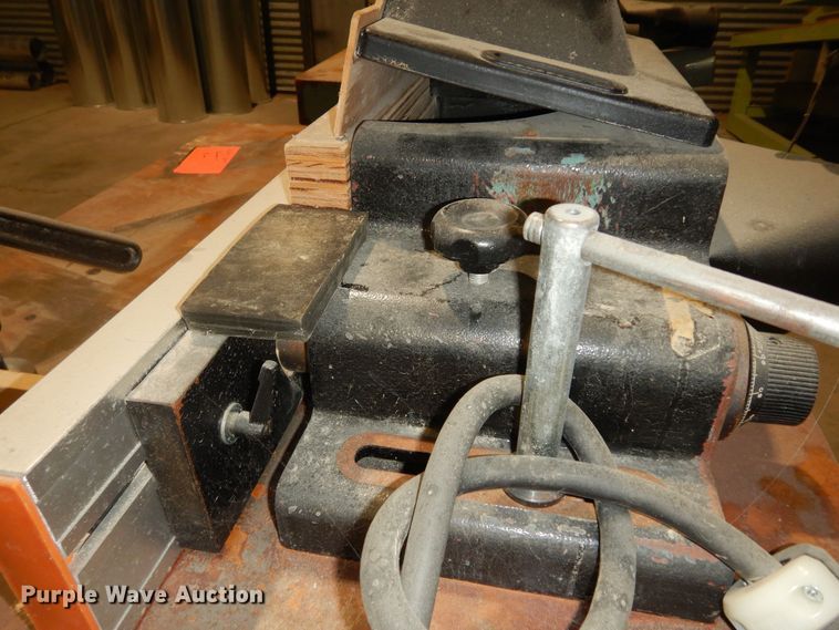 image for item LG9879 Delta 5-Speed  sliding table shaper