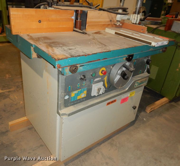 image for item LG9881 1999 Griggio T220  spindle moulding machine