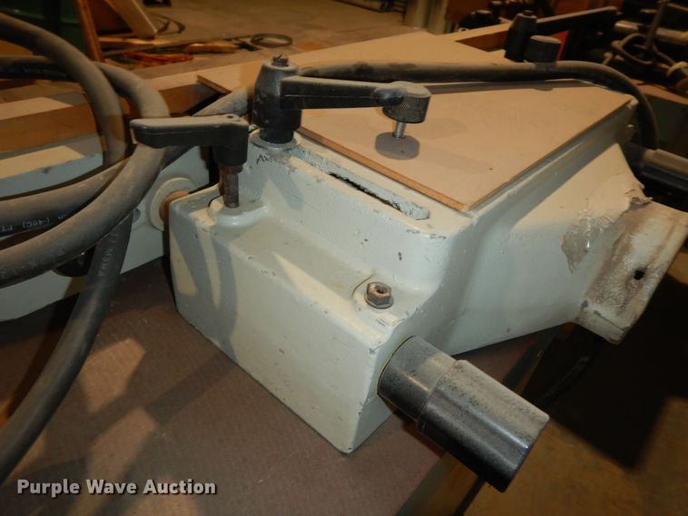 image for item LG9881 1999 Griggio T220  spindle moulding machine