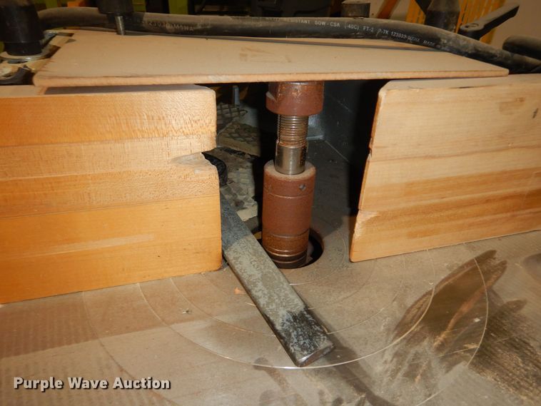 image for item LG9881 1999 Griggio T220  spindle moulding machine