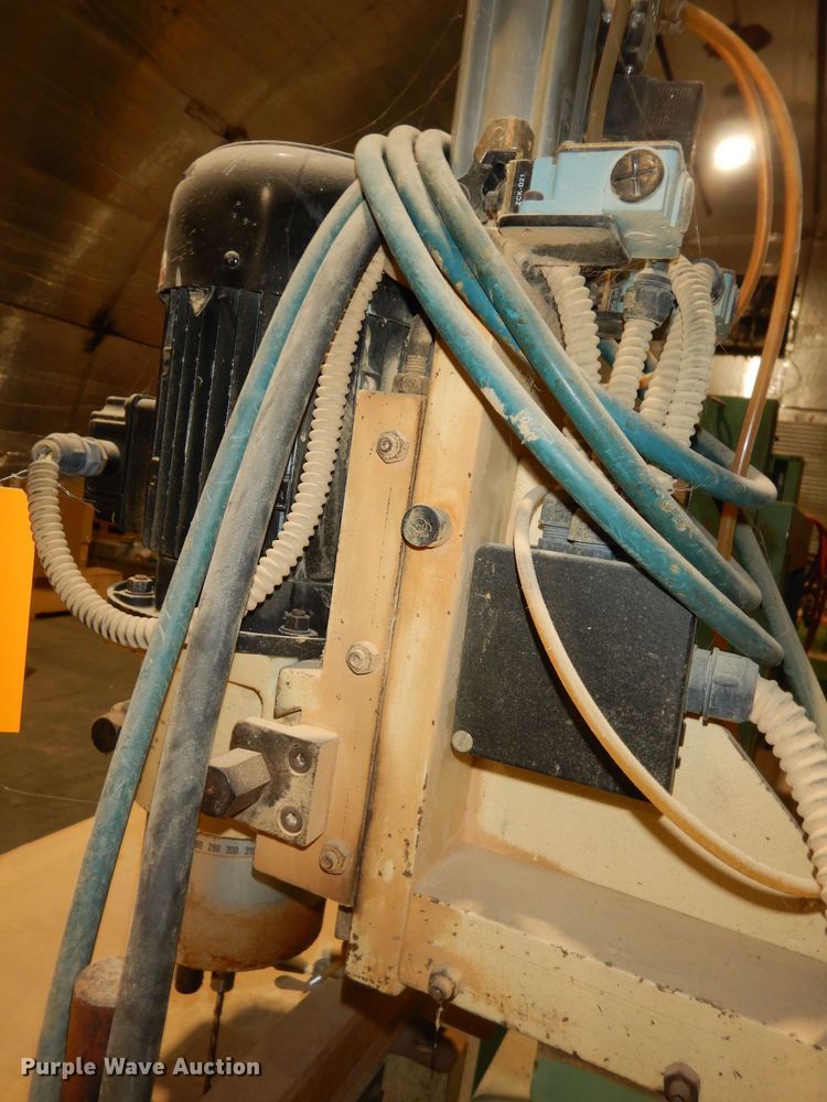 image for item LG9886 Creda  door pull drill