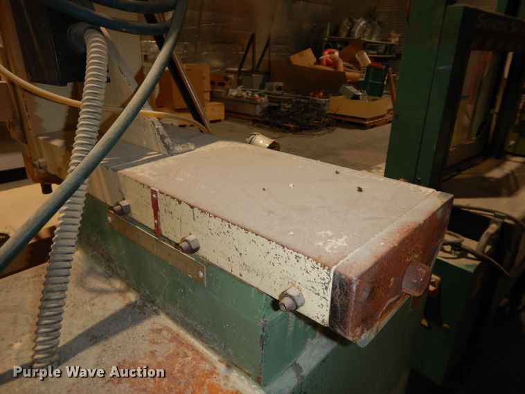 image for item LG9886 Creda  door pull drill