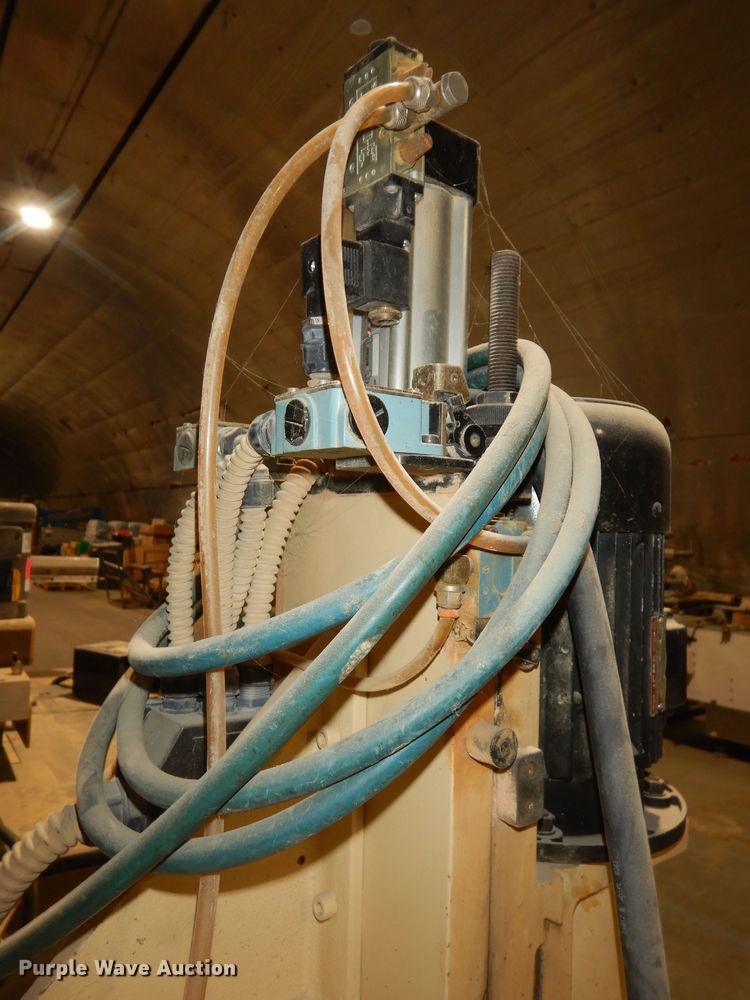 image for item LG9886 Creda  door pull drill