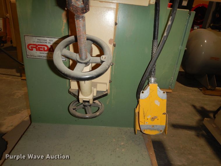 image for item LG9886 Creda  door pull drill