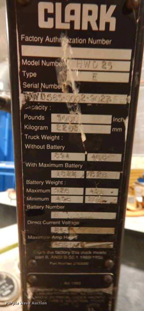 image for item LG9895 Clark HWD25  electric pallet jack