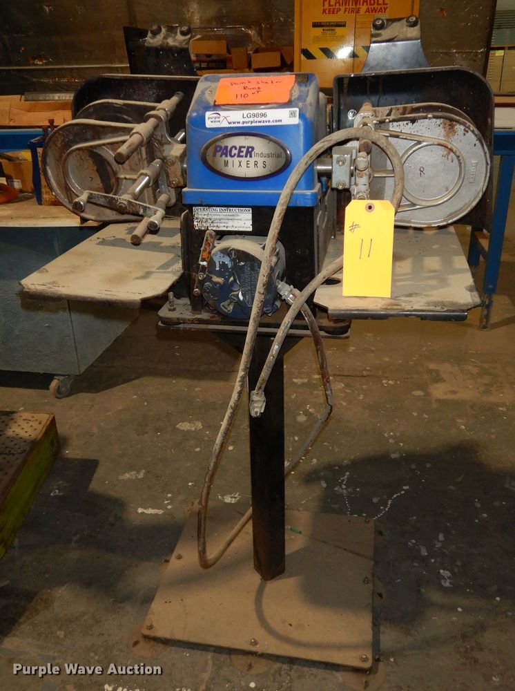 image for item LG9896 Pacer  paint shaker