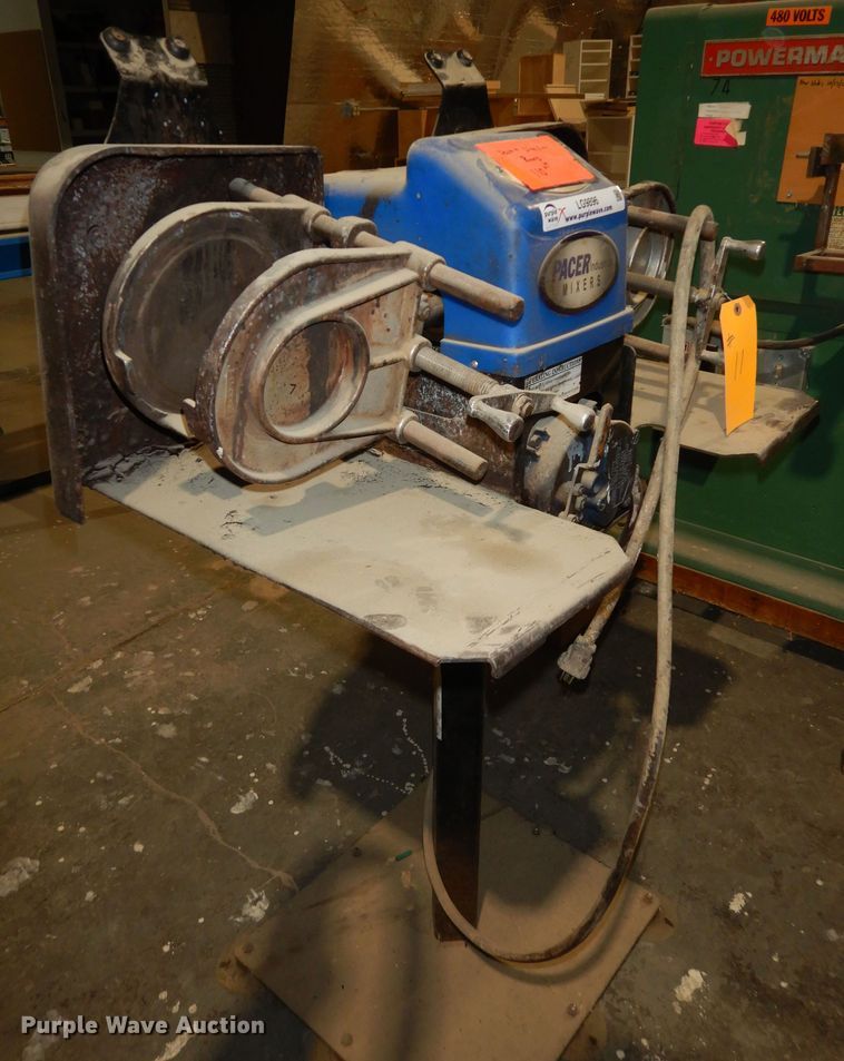 image for item LG9896 Pacer  paint shaker