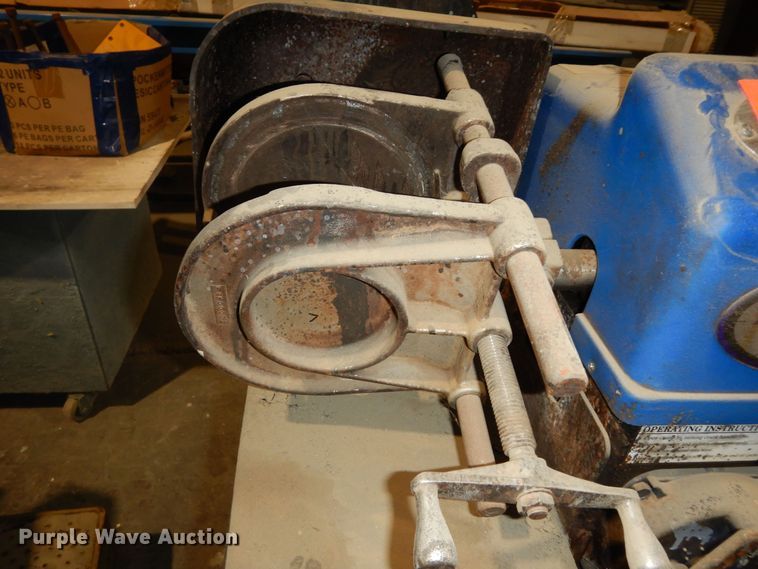 image for item LG9896 Pacer  paint shaker