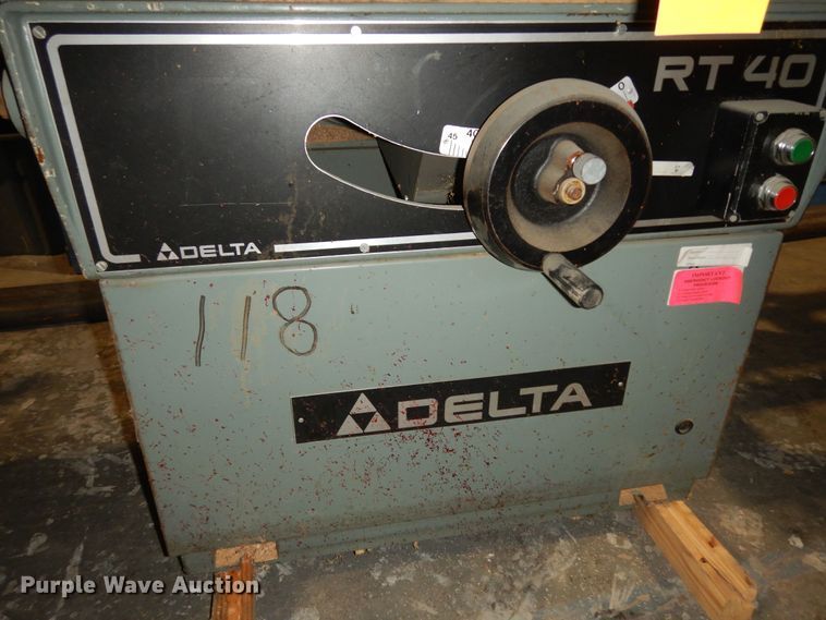image for item LG9902 Delta RT40  table saw