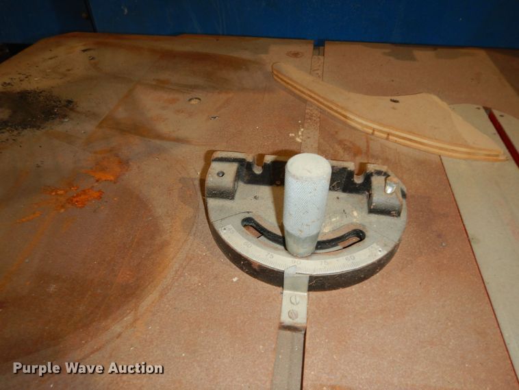 image for item LG9902 Delta RT40  table saw