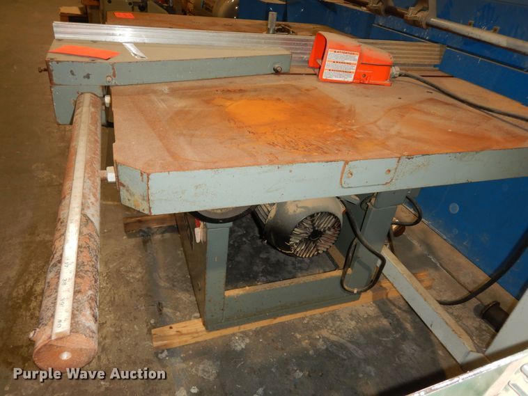 image for item LG9902 Delta RT40  table saw