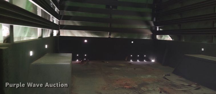 image for item LK9286 US Military  utility trailer