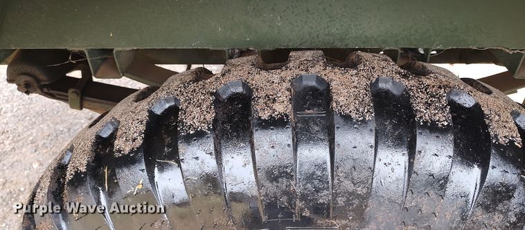 image for item LK9286 US Military  utility trailer