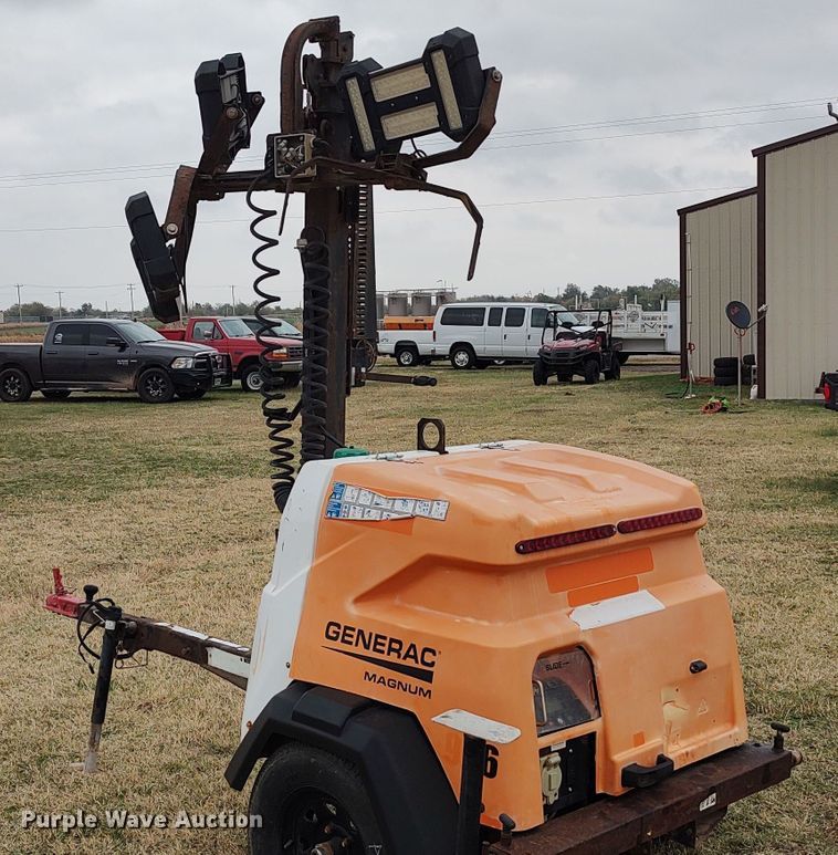 image for item LK9293 Generac Magnum  light plant